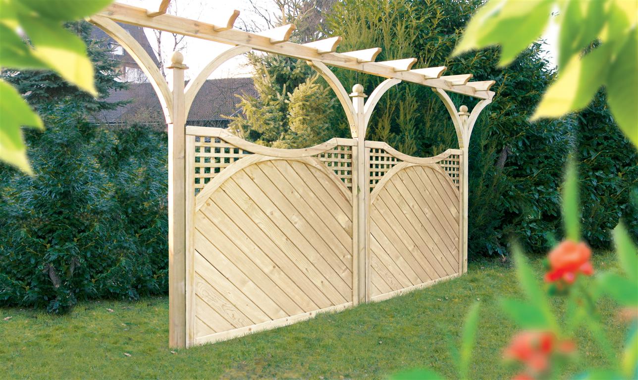 Pergola Montale, in Kombination mit Zäunen Pergola Montale, in Kombination mit Zäunen