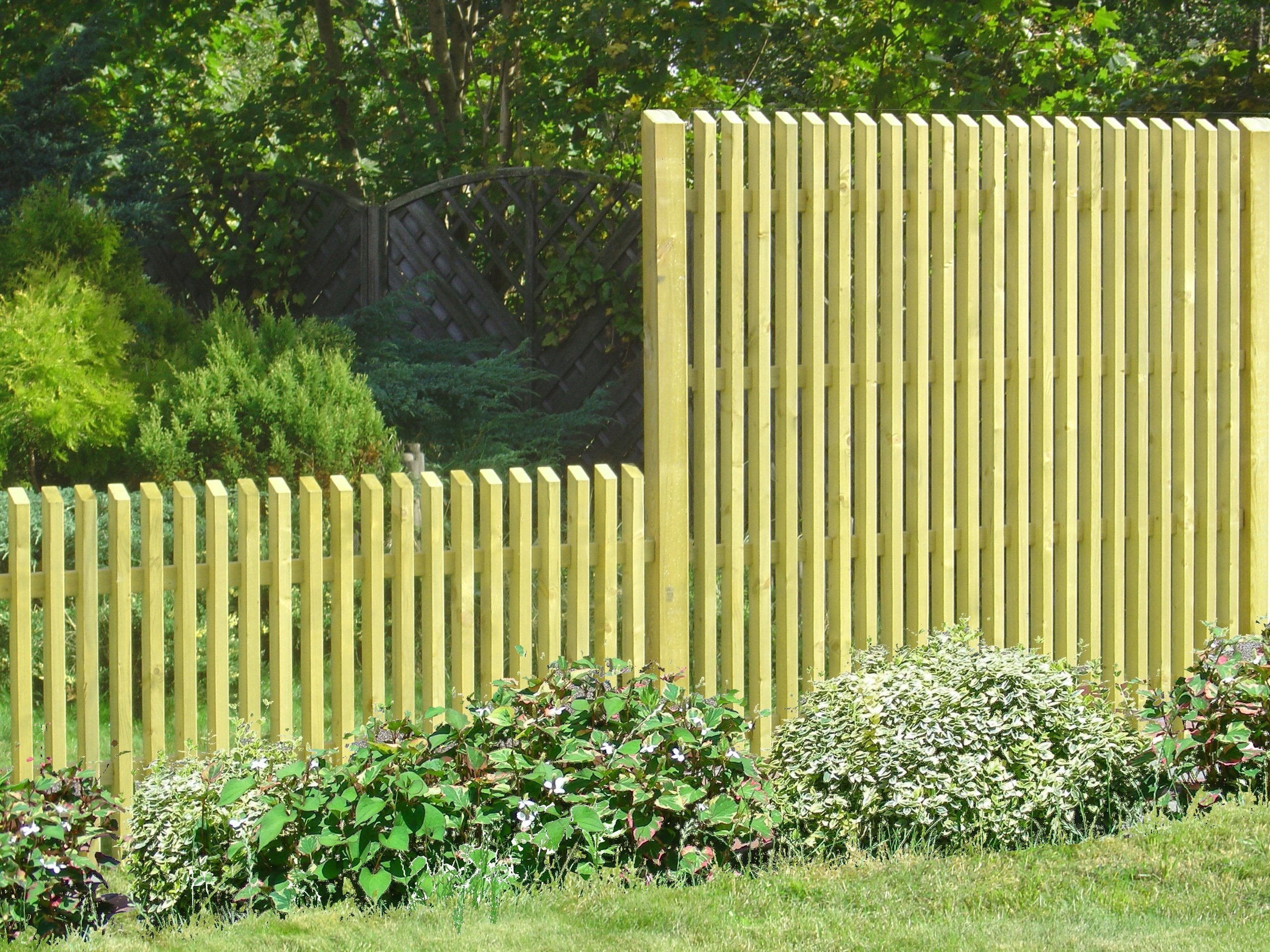 Senrechtzaun Staccato - 180 x 90 cm und 180 x 180 cm mit Pfosten Senrechtzaun Staccato - 180 x 90 cm und 180 x 180 cm mit Pfosten