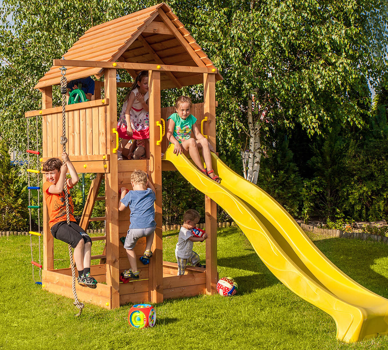 Spielturm Driver 4,60 x 2,40 x 3,05 m