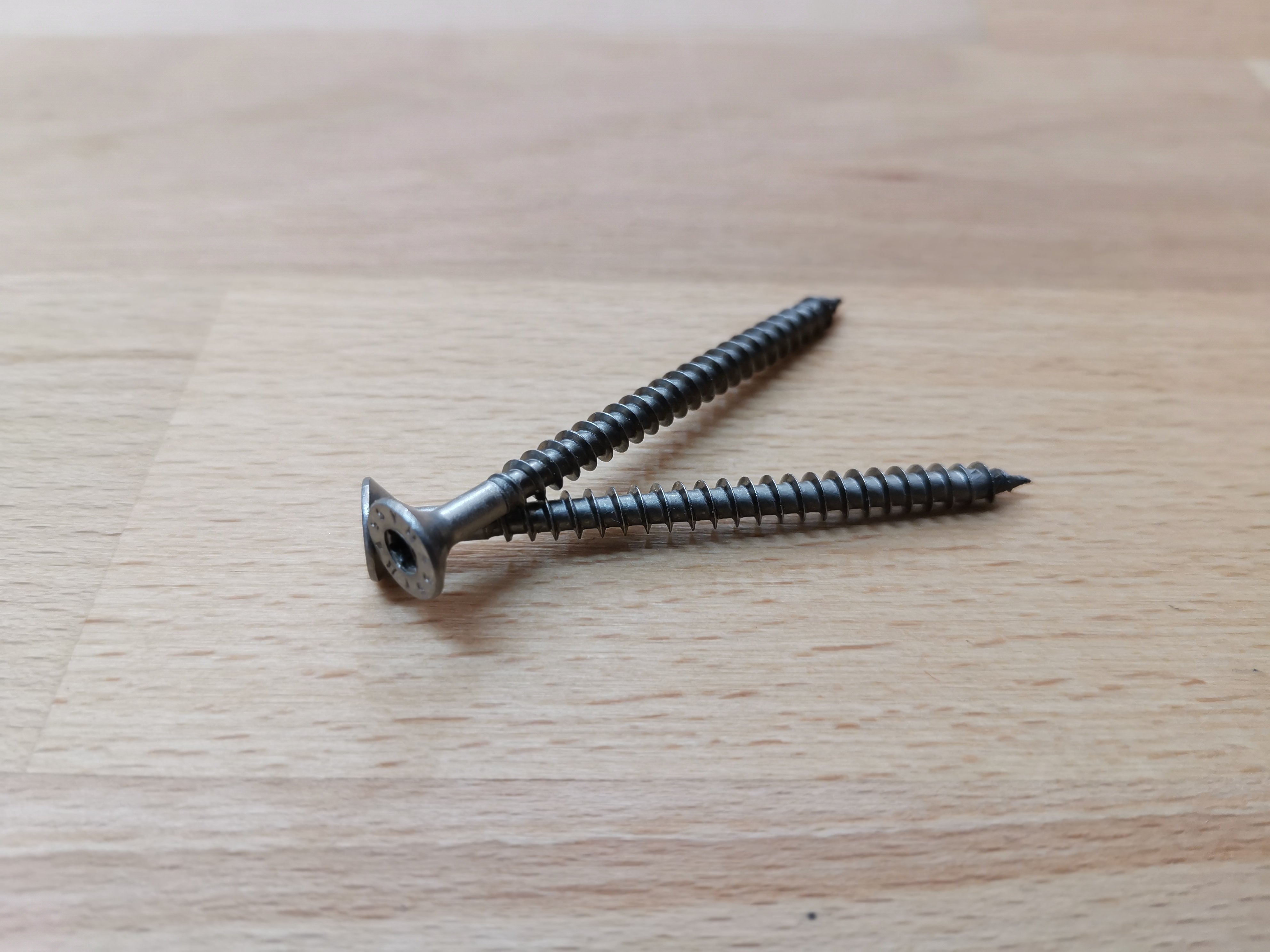 Rostfreie Edeltahlschrauben von Premiummarke Würth - ASSY/TORX-Kopf - Bester Halt für ihr Holz Rostfreie Edeltahlschrauben von Premiummarke Würth - ASSY/TORX-Kopf - Bester Halt für ihr Holz