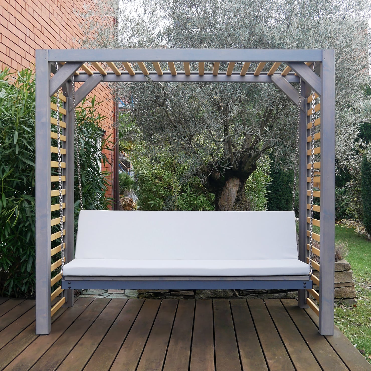 Pergola-Schaukel – Frontansicht (Sitzauflage nicht im Lieferumfaang enthalten) Pergola-Schaukel – Frontansicht (Sitzauflage nicht im Lieferumfaang enthalten)