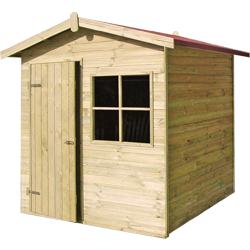 Kleines hölzernes Gartenhaus mit Satteldach, linke Holztür mit sichtbaren Scharnieren, rechts quadratisches Fenster mit vier Scheiben und dunkler Gardine, naturbelassene Holzbohlen und roter Dachkante