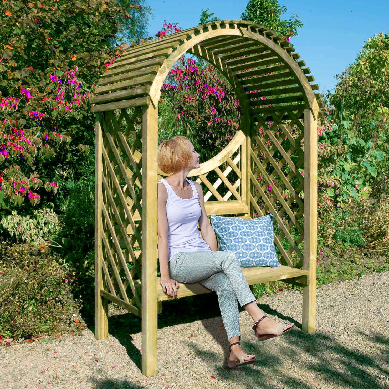 Sitzpergola Romantica im Einsatz Sitzpergola Romantica im Einsatz