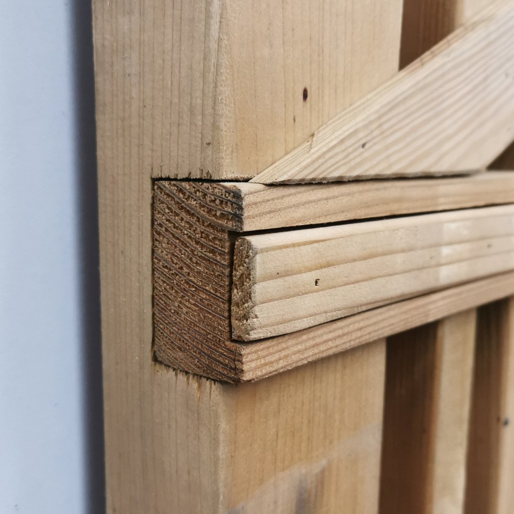 Senkrechtzaun Staccato Lärche Detail