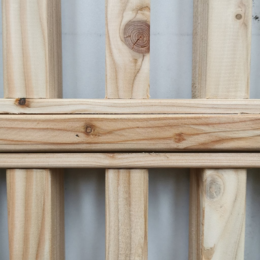 Senkrechtzaun Staccato Lärche Detail Senkrechtzaun Staccato Lärche Detail