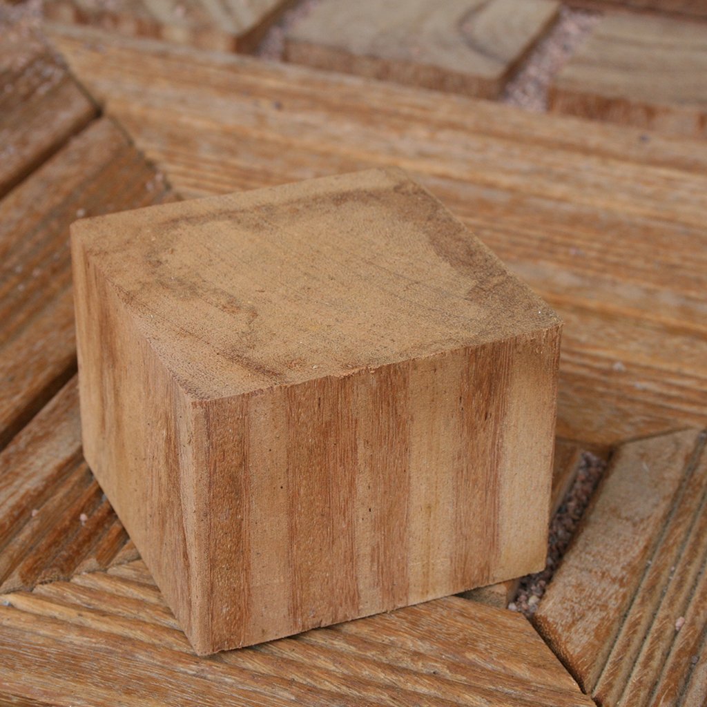 Kantholzpflaster Cumaru 9 x 9 cm Kantholzpflaster Cumaru 9 x 9 cm