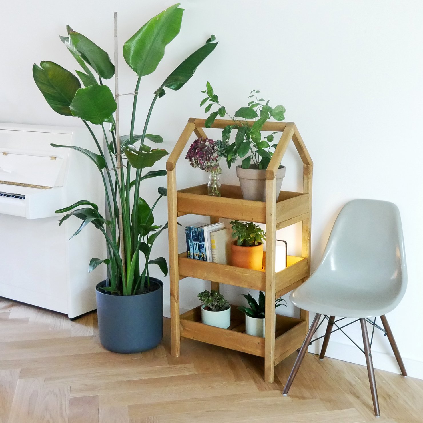 Gartenregal Ares – auch für die Verwendung im Haus geeignet