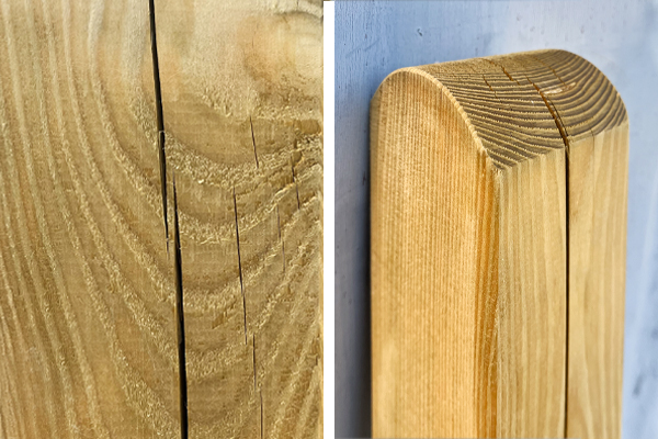 Zweiteiliges Foto: links Nahaufnahme von hellem Holz mit sichtbaren Jahresringen und einem senkrechten Riss; rechts abgerundetes Pfostenende aus Holz mit feiner Längsspalte vor hellblauer Wand