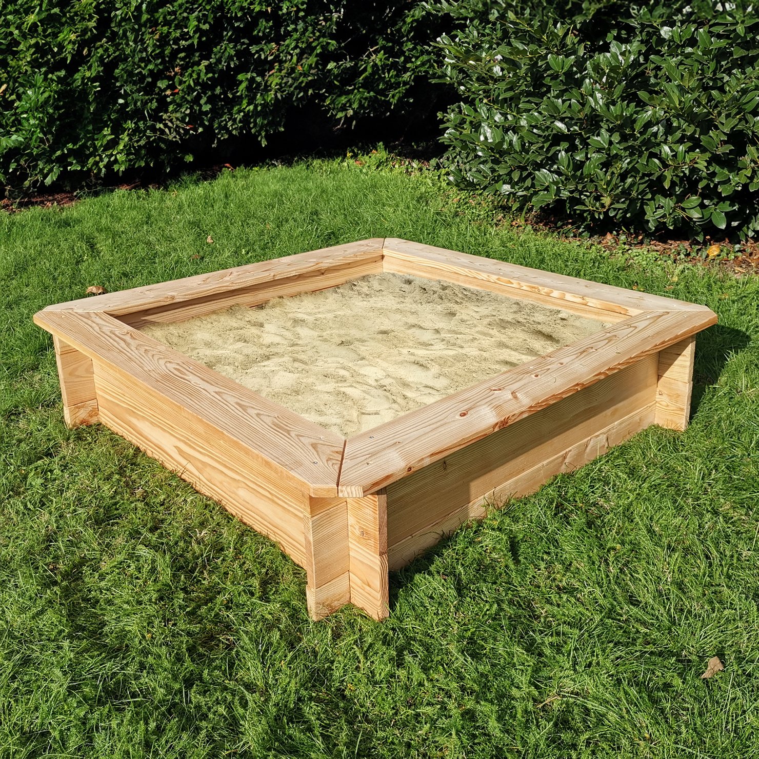 Sandkasten Celine – 125 x 125 x 31 cm Sandkasten Celine – 125 x 125 x 31 cm