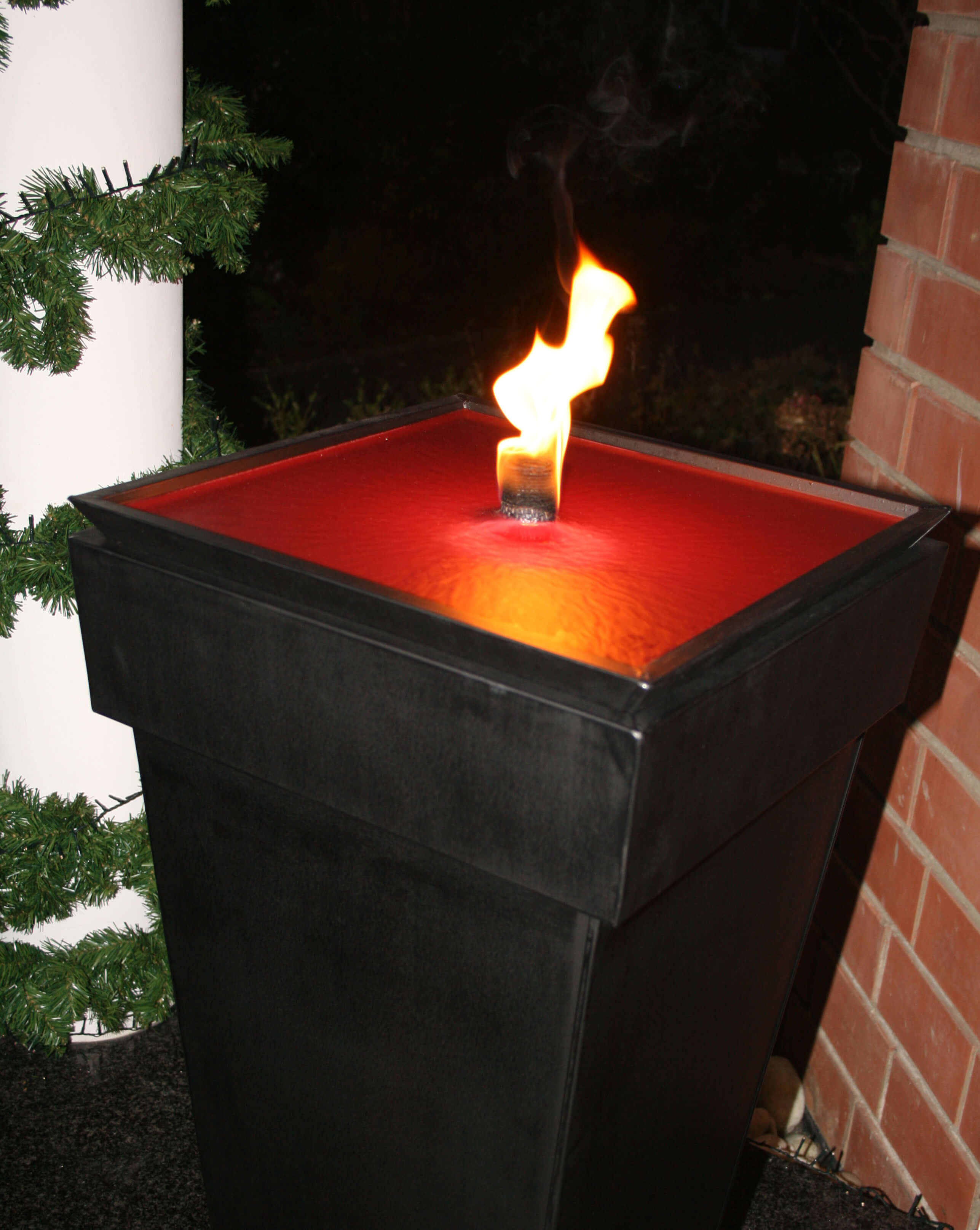 Flammschale in einer Flammsäule - Kundenfoto Flammschale in einer Flammsäule - Kundenfoto